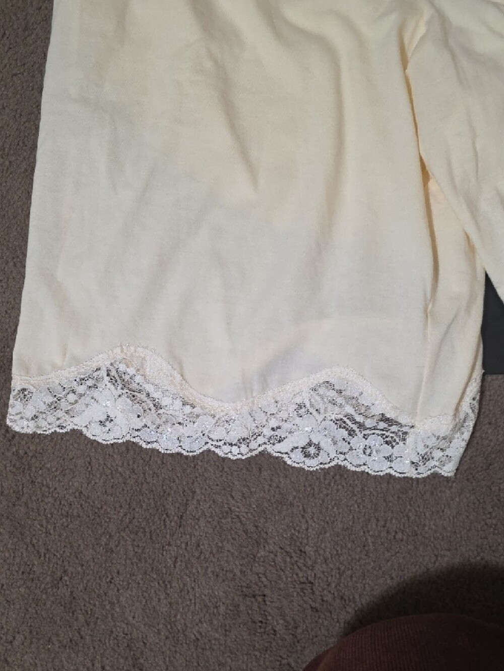 Women's Cream Lace-Trim Slip Shorts - Picture 3 of 4